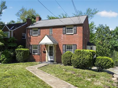 1811 Graham Blvd