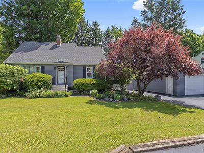 208 McClennan Dr