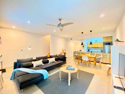 3800 Tanglewilde St APT 402