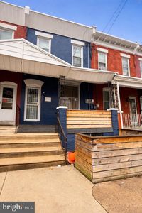 1239 N Allison St