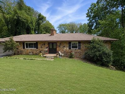 102 E Morningside Dr