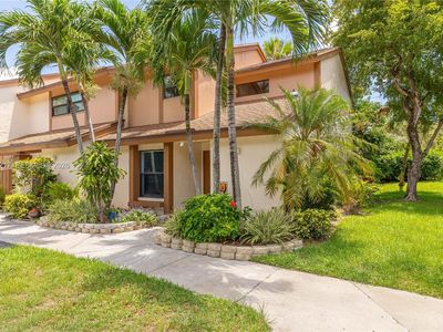 4690 NW 30th St