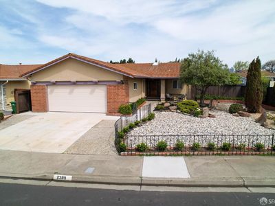 2389 Cabrillo Dr