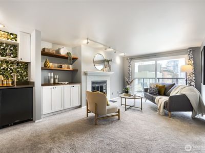 1800 Boylston Avenue #302