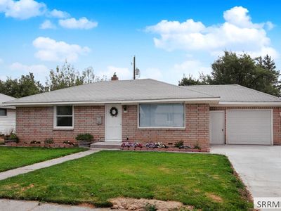 1145 Cathryn Ave