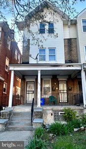 222 S 50th St