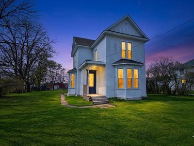 150 Broadway Ave S