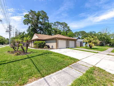 3801 WINDRIDGE Court