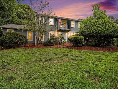 Property at 8805 Willowmede Dr, Lewisville, NC