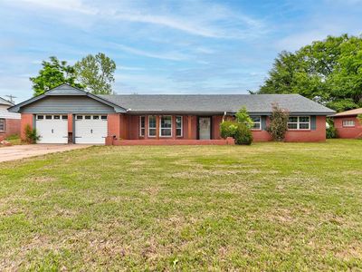 1506 W Walnut St