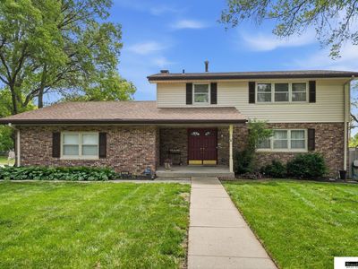 3121 Loveland Dr