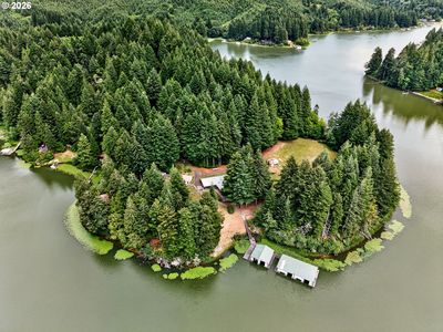 1190 N Tenmile Lake