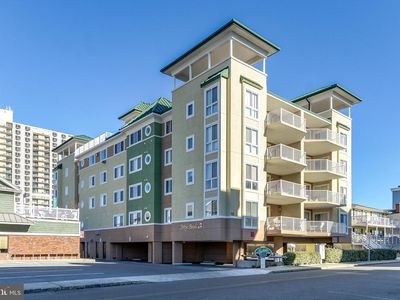 12 92nd St Unit 104