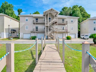 4 Yacht Club Dr APT 70