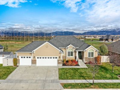 2444 N Hooded Crane Cir #11