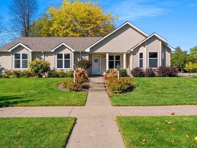 102 Acreview Dr
