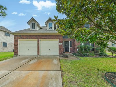 2413 Piney Woods Dr