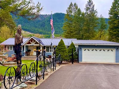 216 Yellowtail Rd