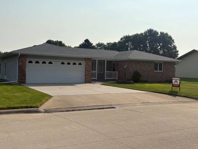 411 Burwell Ave