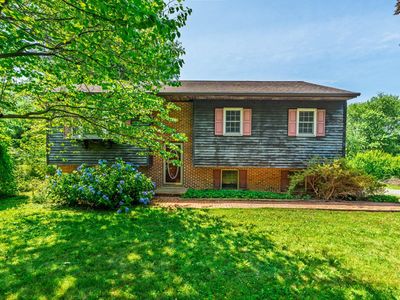 12 Buck Heights Rd