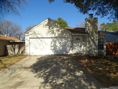 9819 Valley Villa