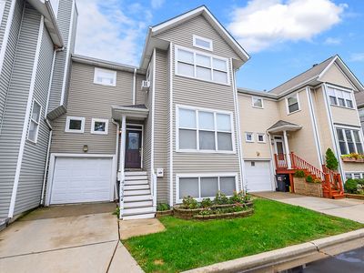 4234 N Kolmar Ave Unit D