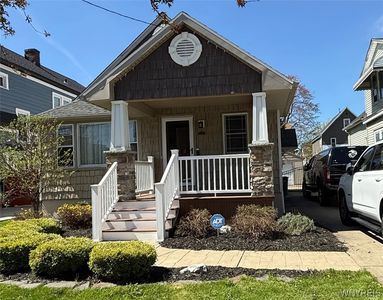 92 Lorraine Ave