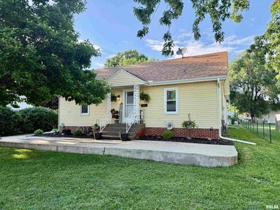 Property at 303 W South St, Abingdon, IL