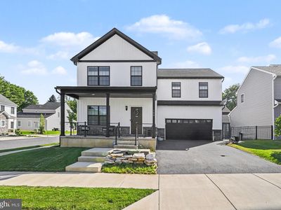 100 Meadows Bnd