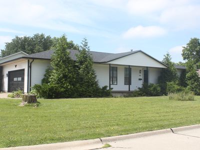 Property at 816 Oaklawn Ave, East Moline, IL