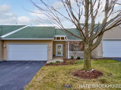 1112 Fountain View Cir UNIT 2