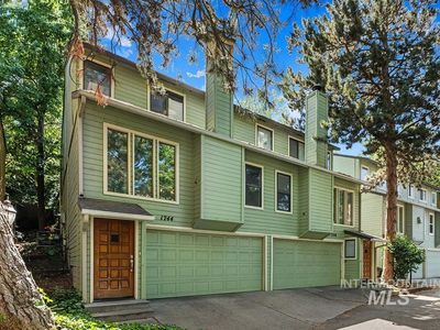 1744 W Woodbridge Ln