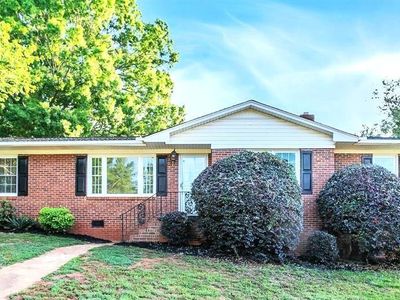 501 Farmington Rd