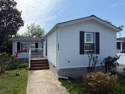 18017 Howard Dr