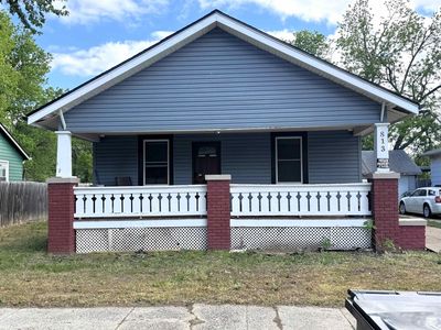813 W Elm St