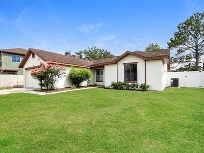 7313 Radiant Cir