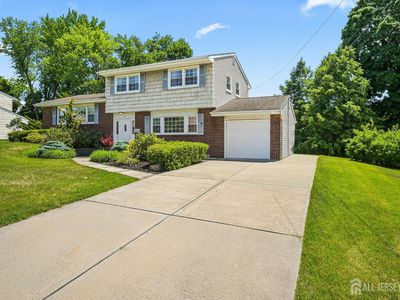 56 Corona Rd
