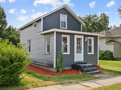 141 Oak St
