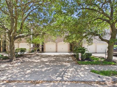 5449 Fairdale Ln