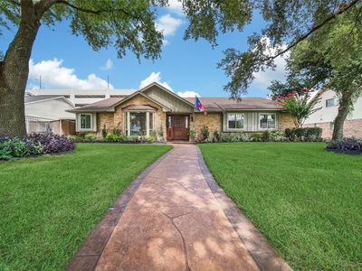 2415 Brookmere Dr