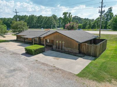 8079 Highway 165
