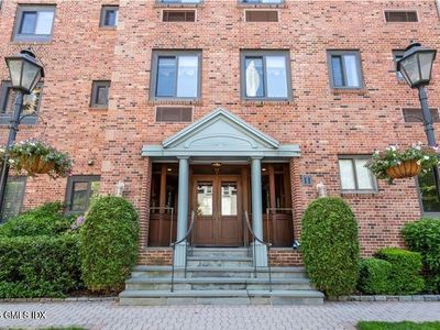 11 Lafayette Ct