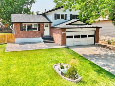 2203 Norman Ln