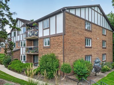 6816 Joliet Rd APT 4