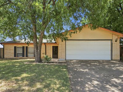 5050 Oaklawn Ct