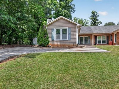 Property at 1929 Cooper Landing Dr SE, Smyrna, GA