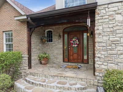 3804 Creekfront Way