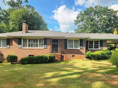 420 Westview Dr