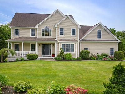 52 Kensington Ct