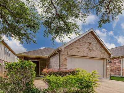 3037 Hawthorne Glen Ln